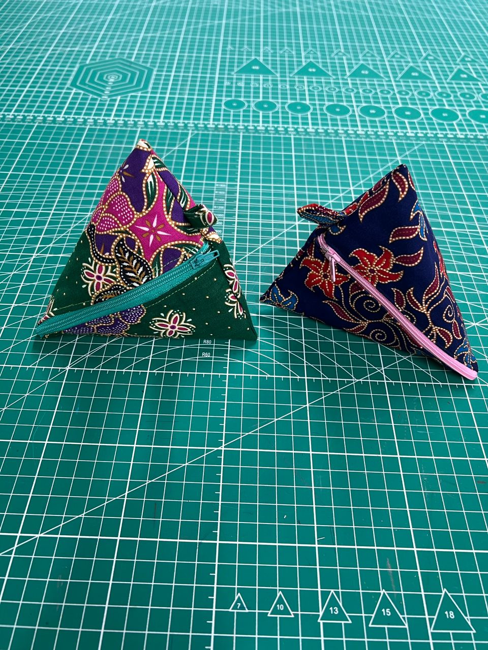 Handmade 3D Purse from a Two Moles sewing class