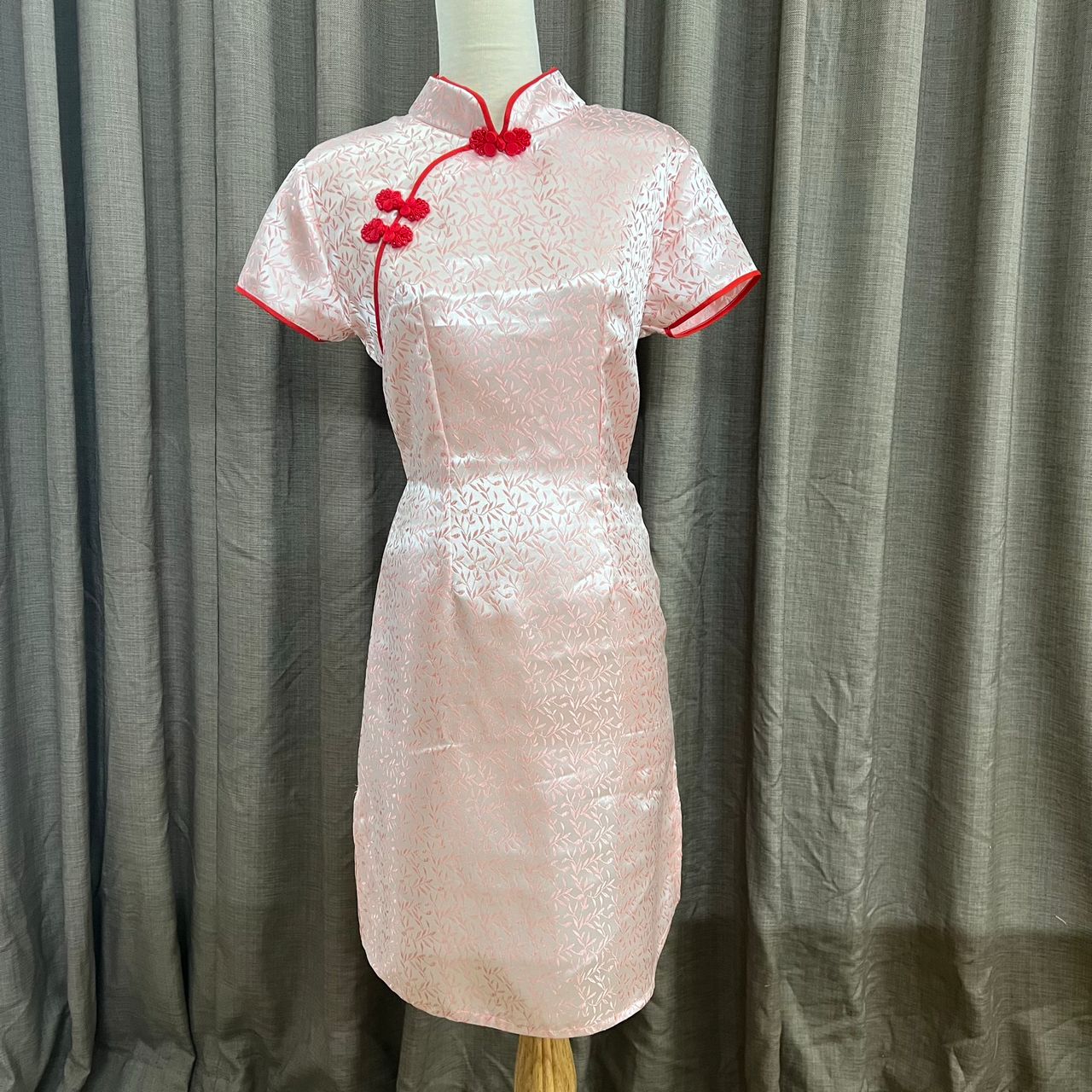 Traditional cheongsam tailored in an advanced class