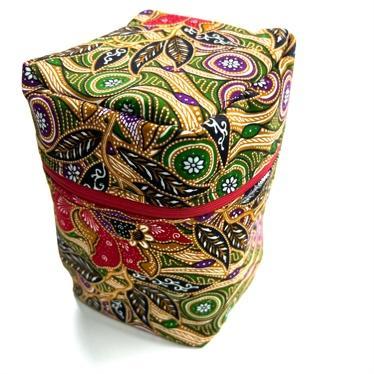 Handmade Zipper Box Basket from a Two Moles sewing class